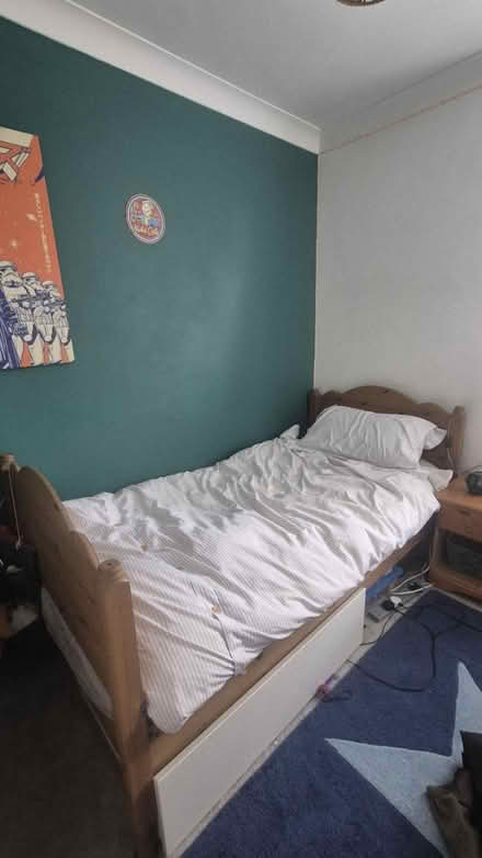 Photo of free Traditional style oak single.bed (Barming, Maidstone) #2
