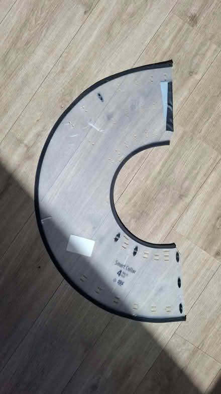 Photo of free Cone of Shame med/large (Fishers Green SG1) #1