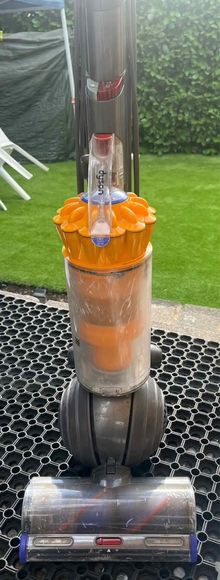Photo of free Dyson - hose does not work (Whyteleafe) #1