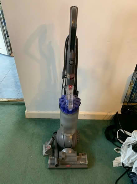 Photo of free Dyson vacuum cleaner (Clayton-Le-Woods, PR25) #1