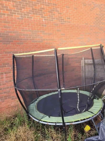 Photo of free Trampoline (B79) #1