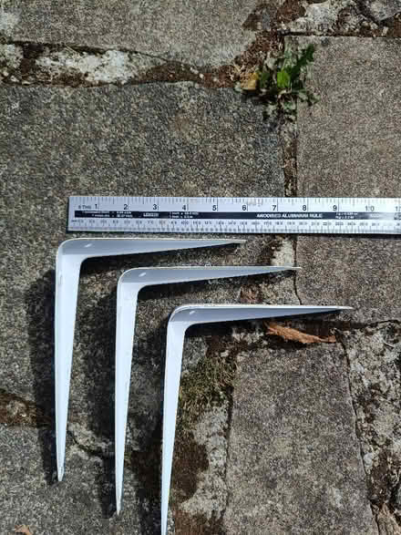 Photo of free Shelf brackets (Bray SL6) #1