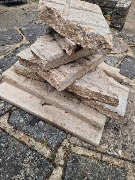 Photo of free broken paving slabs (BR6) #1
