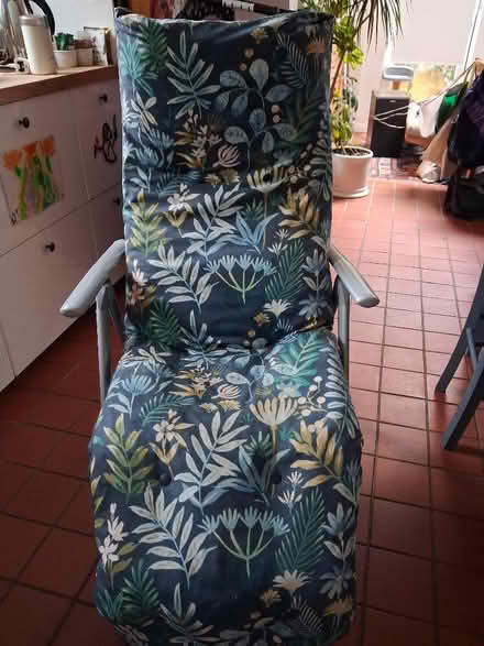 Photo of free reclining padded garden chair (Rotherhithe SE16) #1