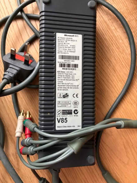 Photo of free Broken X-Box 360 (Wandsworth SW18) #3