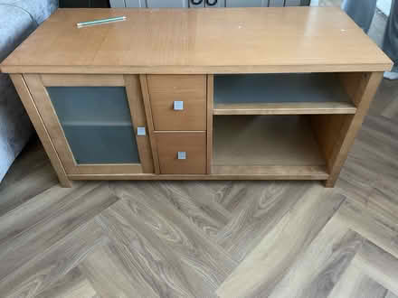 Photo of free Tv stand (Le6) #1
