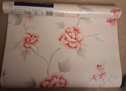 Photo of free Fresco floral wallpaper x2 rolls (Bradlaugh Fields NN3) #1