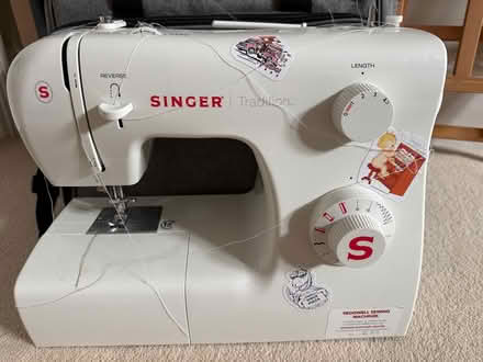 Photo of free Singer sewing machine needs repair (Wimbledon Park SW19) #1