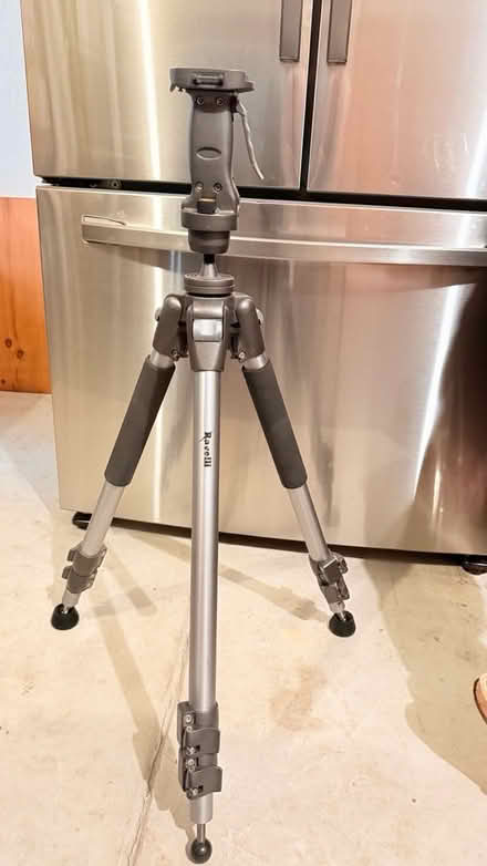 Photo of free Ravelli Tripod Heavy Duty (El Granada) #1