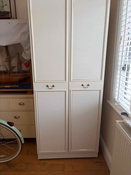 Photo of free Double wardrobe (SS9 Leigh) #1