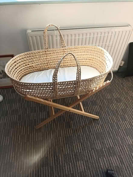 Photo of free Moses basket & stand (Fulwood PR2) #1