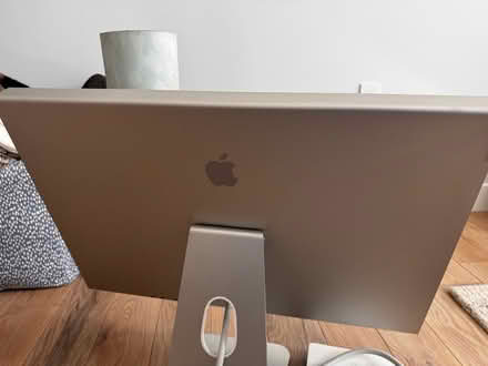 Photo of free Classic Apple 30 in cinema display (Mountain View Shoreline West) #2