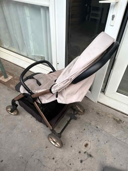 Photo of free Push chair (Islington) #2