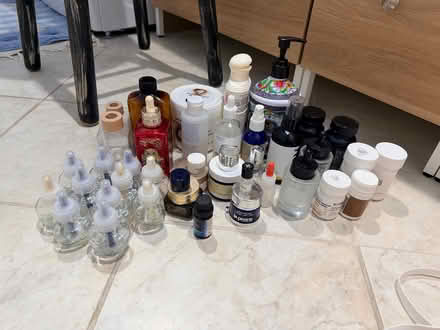 Photo of free cosmetic & refresher glass jar (Loma Rio dr Saratoga) #2