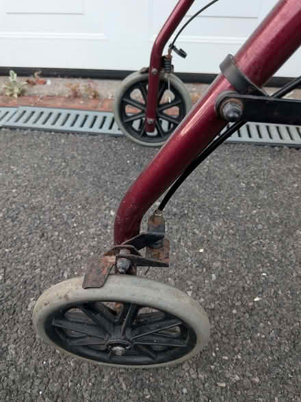 Photo of free Days Rollator (working but a bit rusty) (Downend BS16) #2