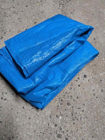 Photo of free Tarp (Montreal road and St Laurent) #1
