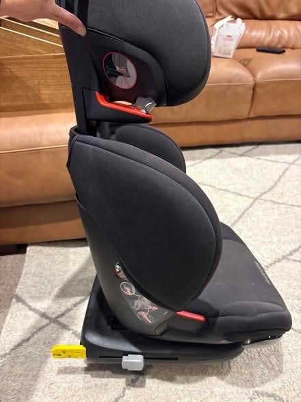 Photo of free Children’s car seats (Woburn Sands MK17) #2
