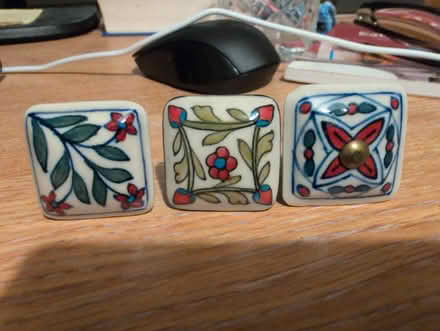 Photo of free 3 ceramic handles. (Alperton HA0) #1