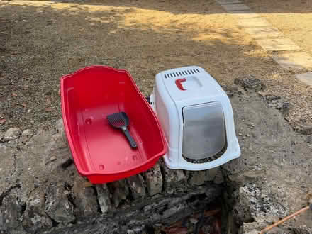 Photo of free Cat Litter Tray (Park Corner GL7) #1