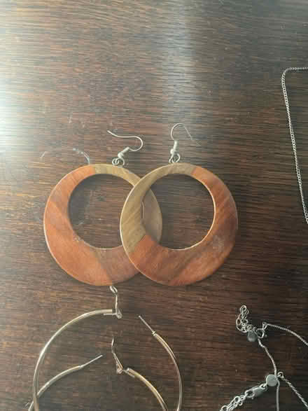 Photo of free A selection of jewellery (Clapton E5) #4