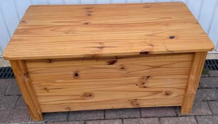 Photo of free Pine Ottoman (Earley RG6) #3