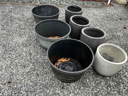 Photo of free Garden pots (Thingwall CH61 3XF) #1