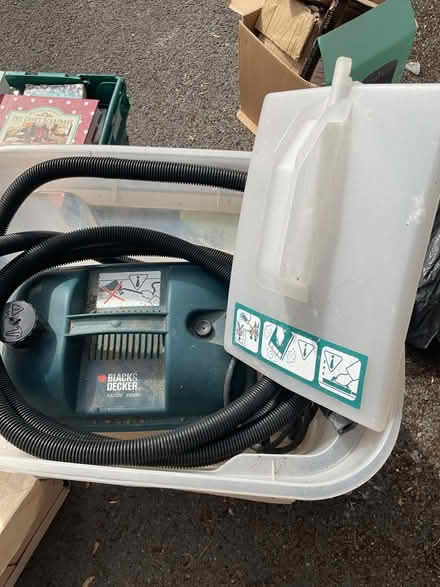 Photo of free Wallpaper Steamer (RG30 Tilehurst) #2