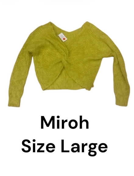 Photo of free Miroh Woman’s Top (Brooklyn Storage) #1