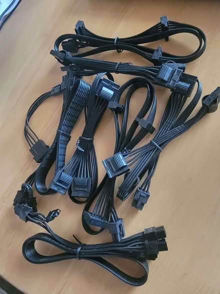 Photo of free Computer bits & bobs (Waterlooville PO8) #2