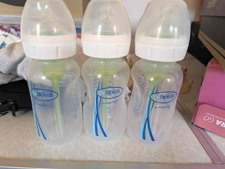 Photo of free 3 Dr brown bottles (Sevenoaks TN14) #2