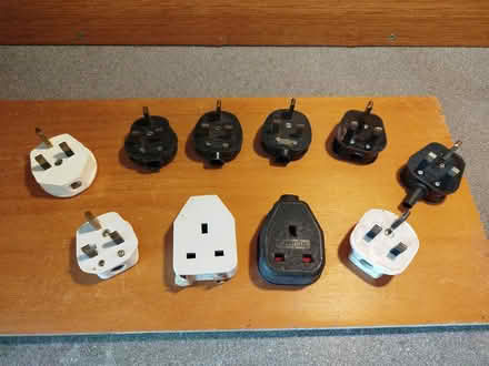 Photo of free Pre-owned plugs (Catton NR6) #1