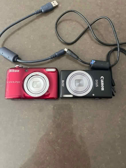 Photo of free Two digital cameras not working (Colehill BH21) #1