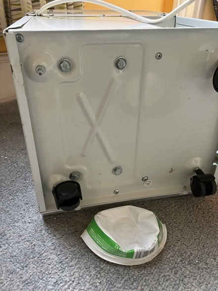 Photo of free De-humidifier. Three legged (Malvern Link WR14) #3