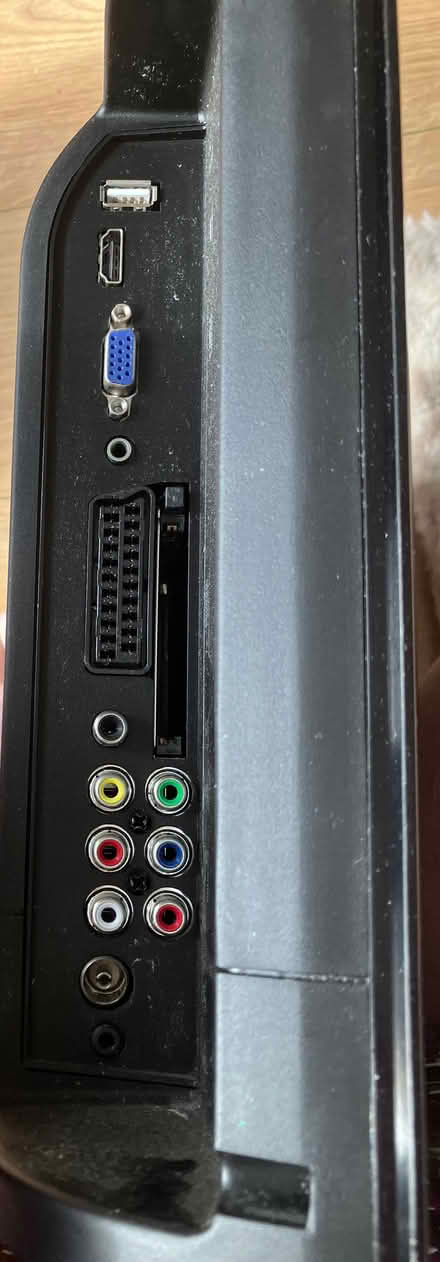 Photo of free lcd tv (Popley RG24) #3