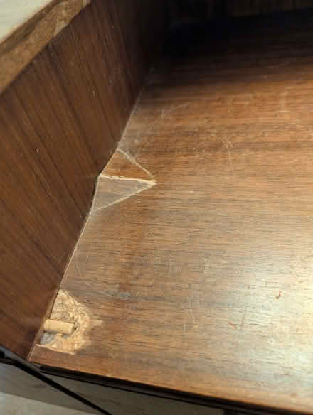 Photo of free Vanity table and stool (Inshes IV2) #2