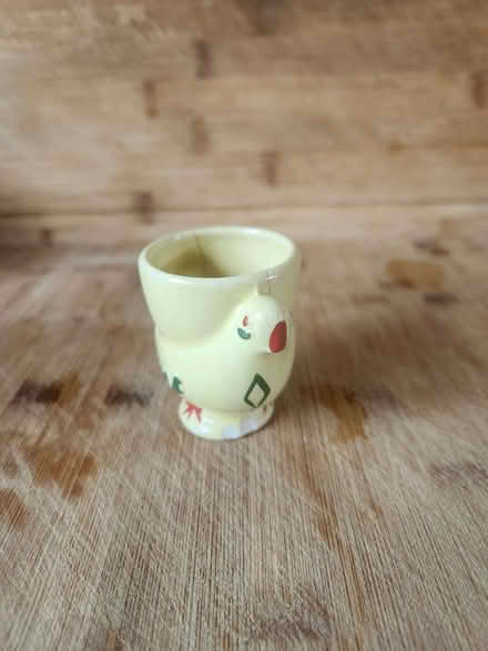 Photo of free Vintage Ceramic Bird Egg Cup Yellow (Bagshot GU19) #4