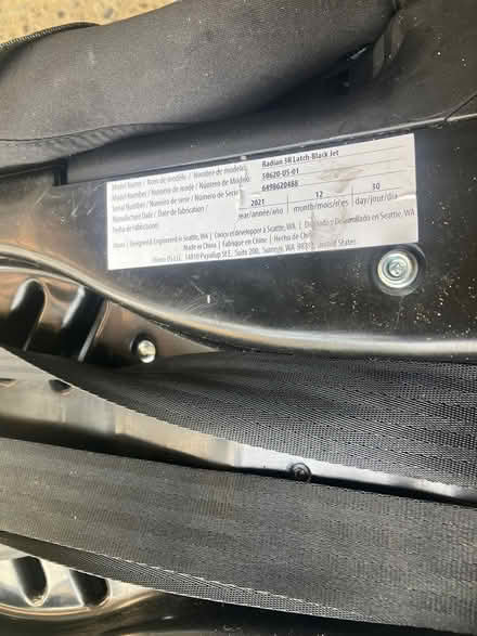 Photo of free 2021 Diono car seat (Outside Spring Steps TN264EG) #3