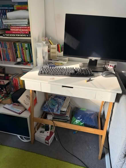 Photo of free Small Desk (Potters Bar EN6) #1