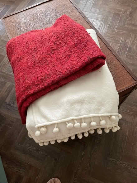Photo of free Blankets/throws (Anerley SE20) #1