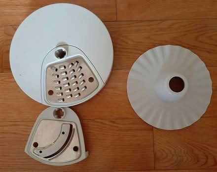 Photo of free Basic Food Processor (York & Victoria in Guelph) #4