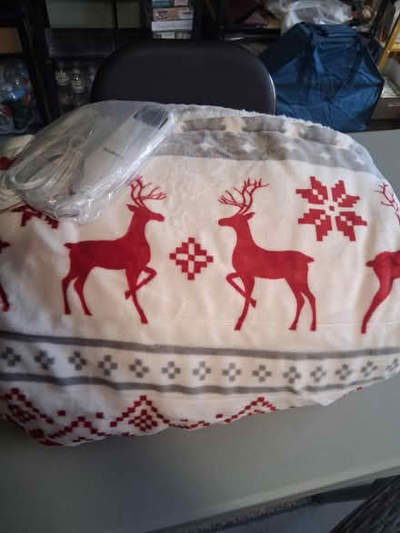 Photo of free Heated blanket/throw (Snell and Santa Teresa) #1