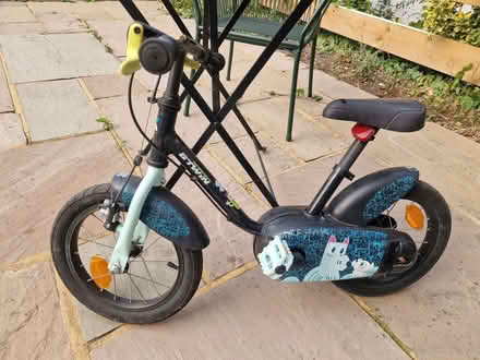 Photo of free B-TWIN children's bike for 3-5 year olds (Ealing W5) #2