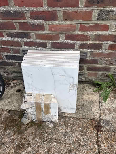 Photo of free Floor and wall tiles (Polegate BN26) #1