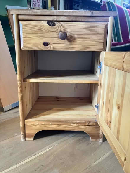 Photo of free Bedside cabinet (Tottenham N17) #2