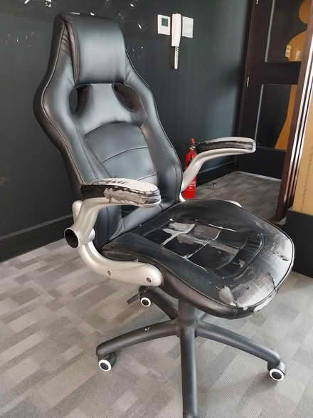 Photo of free Office chair worn (city centre LS1) #2