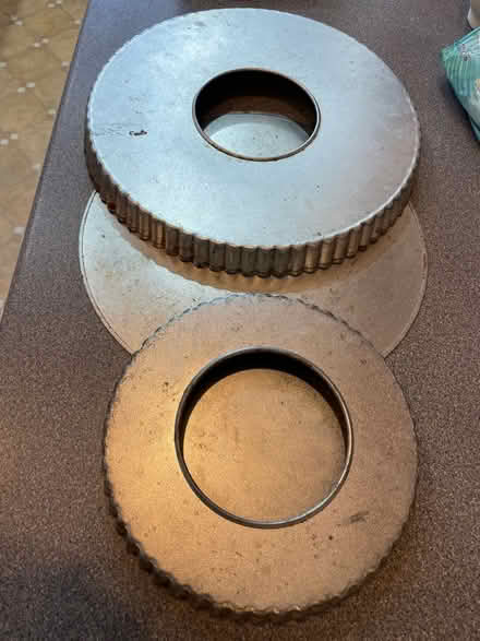 Photo of free Flat tins (Claygate KT10) #2