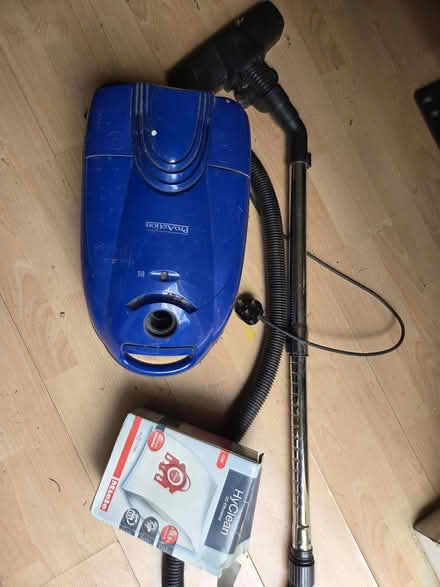 Photo of free working hoover (Osterley TW7) #1