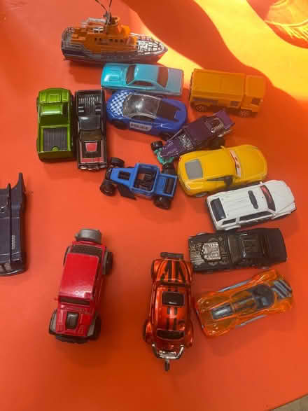 Photo of free Hot wheels, toy cars, Batman (Central cambridge CB1) #1