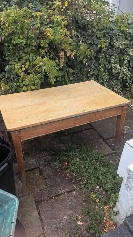 Photo of free Farmhouse table (Upper Holloway N19) #2
