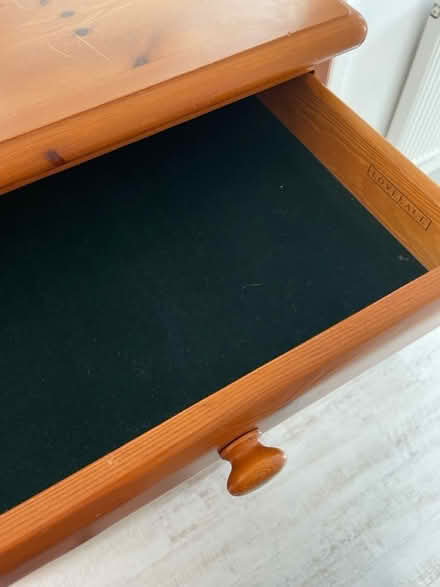 Photo of free Pine bureau (Barrow upon Soar, LE12) #1